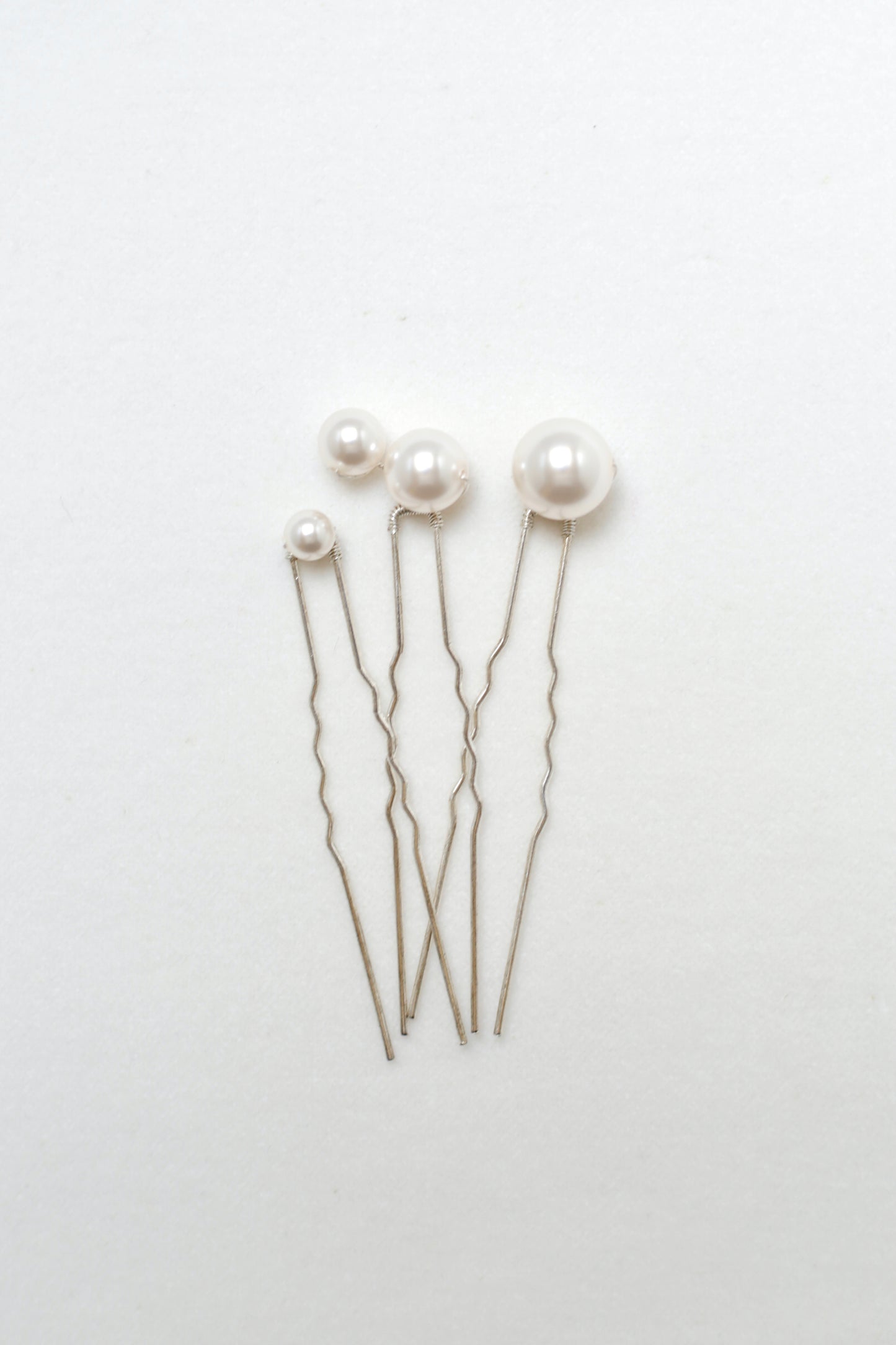 Wedding headwear with Swarovski pearls
