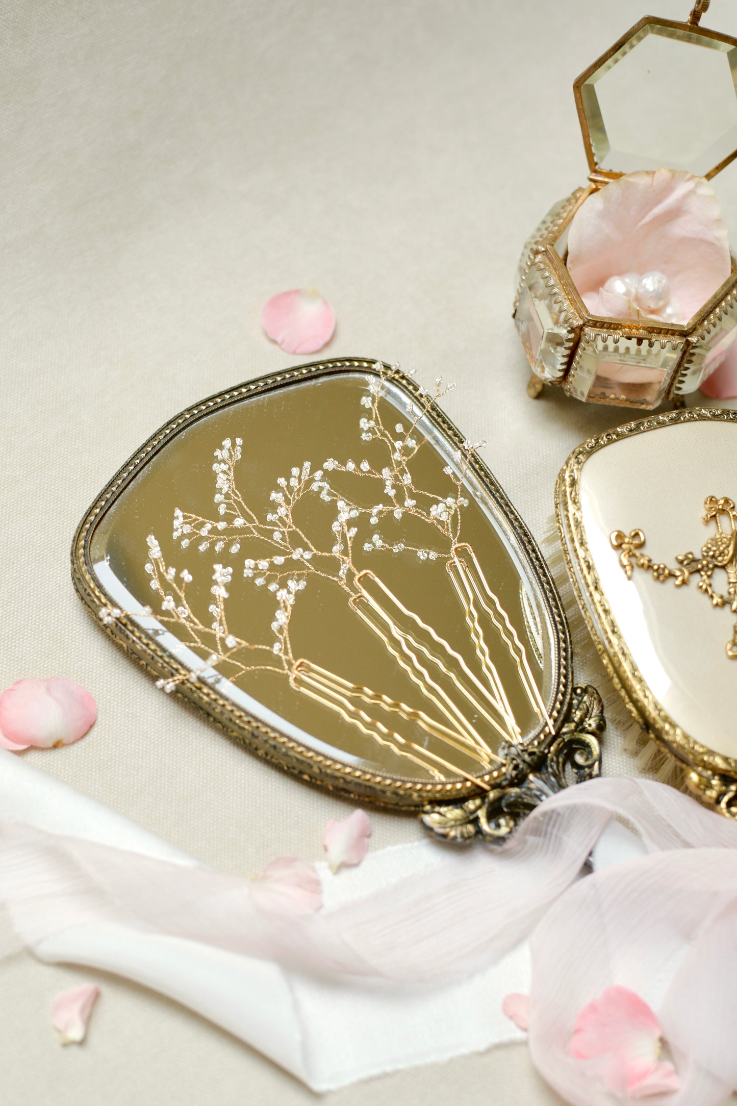 French hair pins in gold