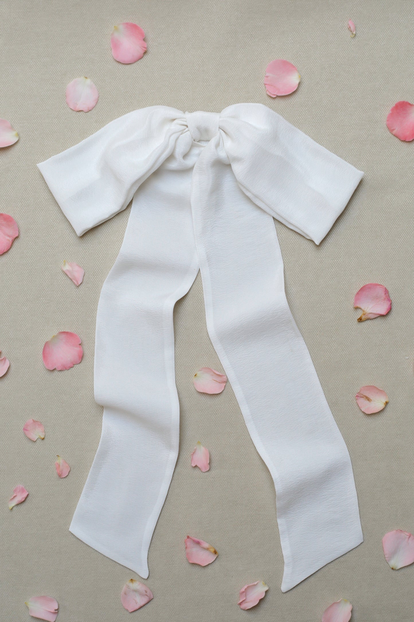 Organic silk hair bow clip
