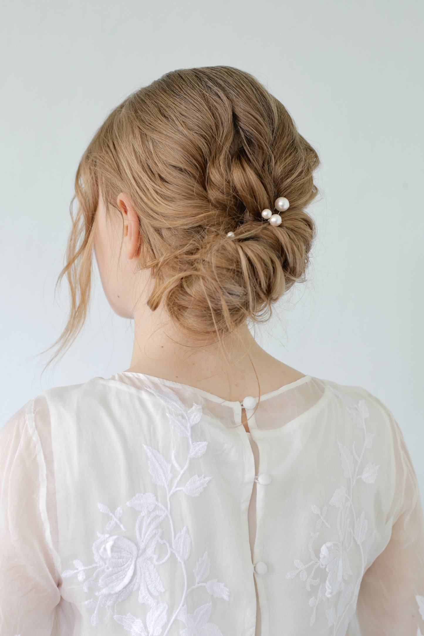 Bridal hair piece with Swarovski pearls