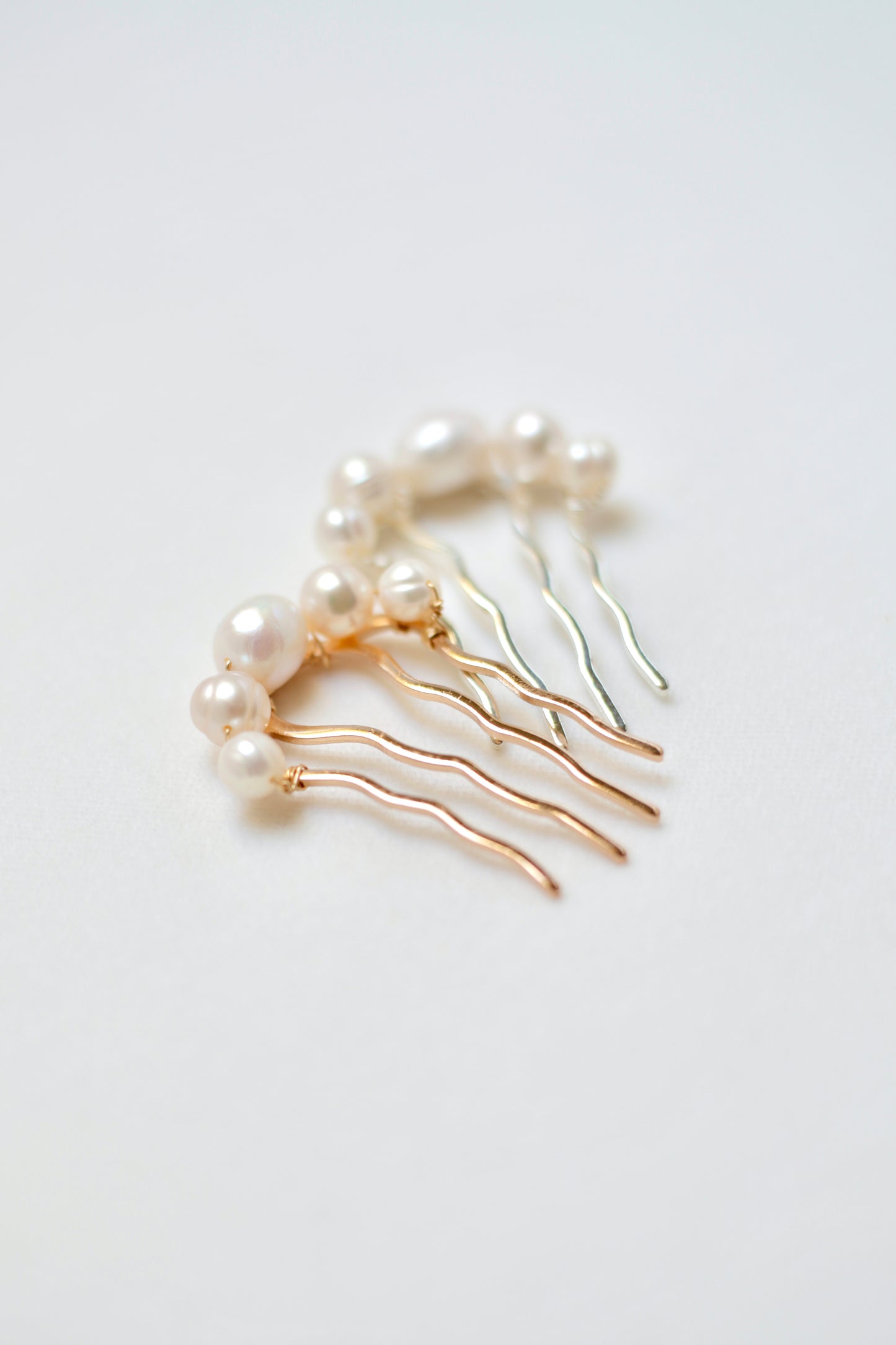 Pearl hair brooch wedding