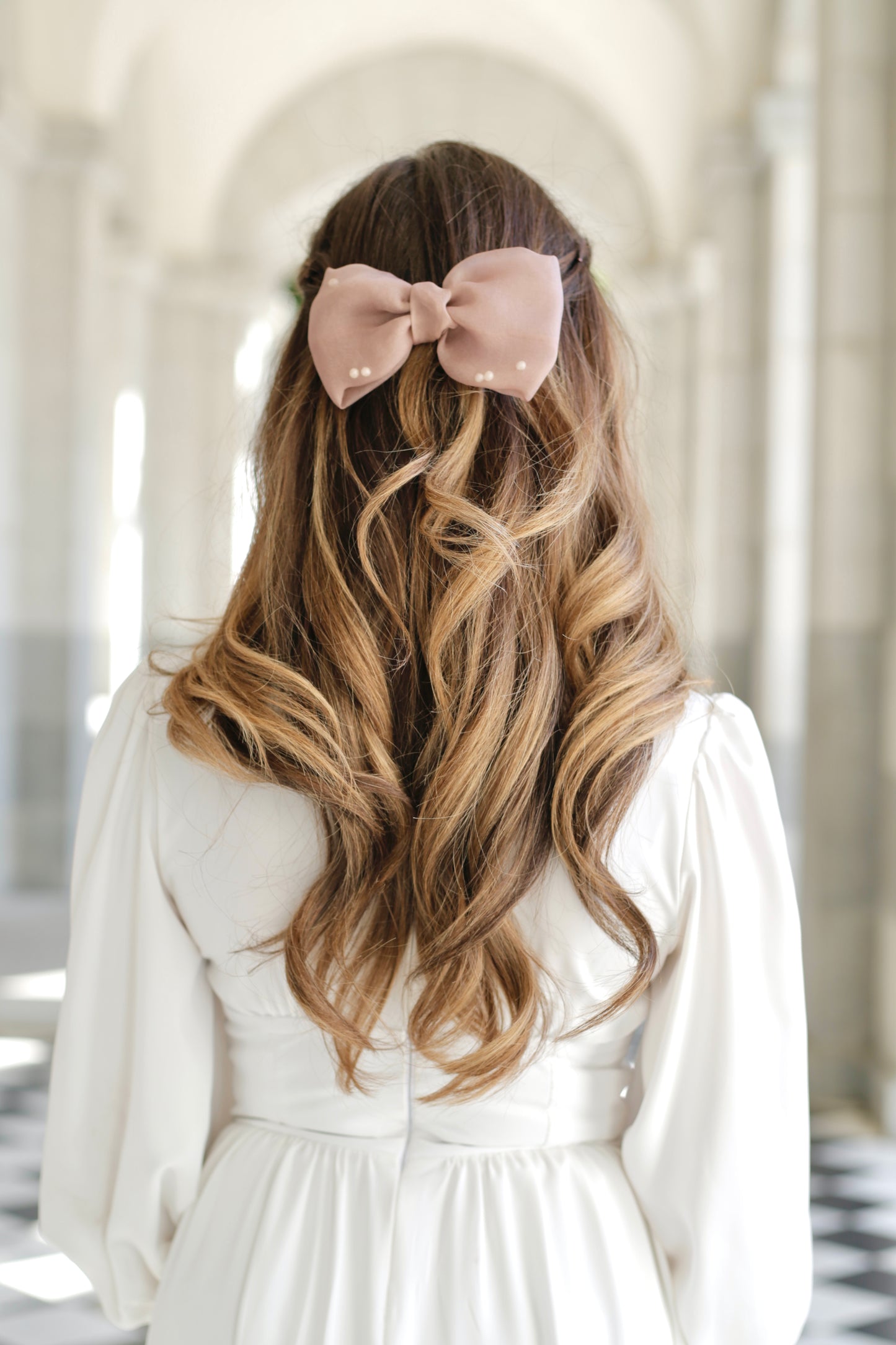 Organic silk hair bow at JUKUL