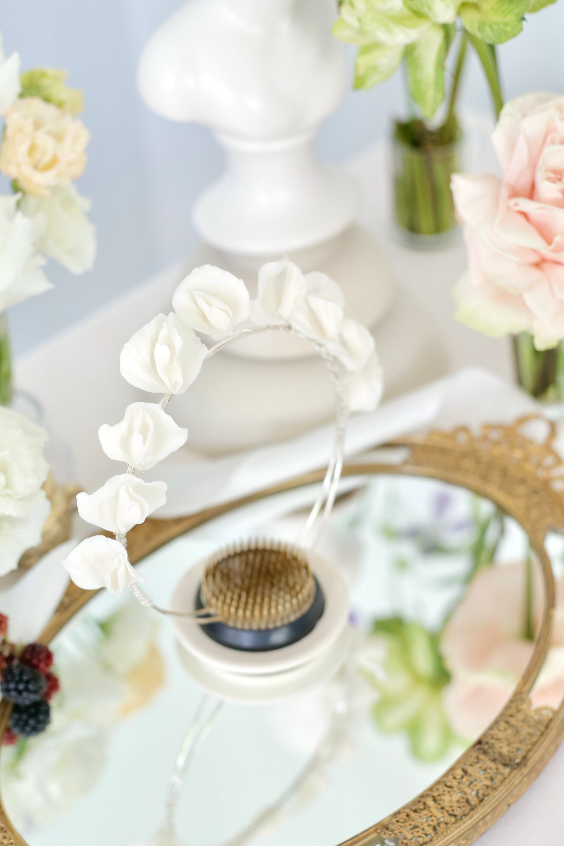 Headpiece for bride with white flowers