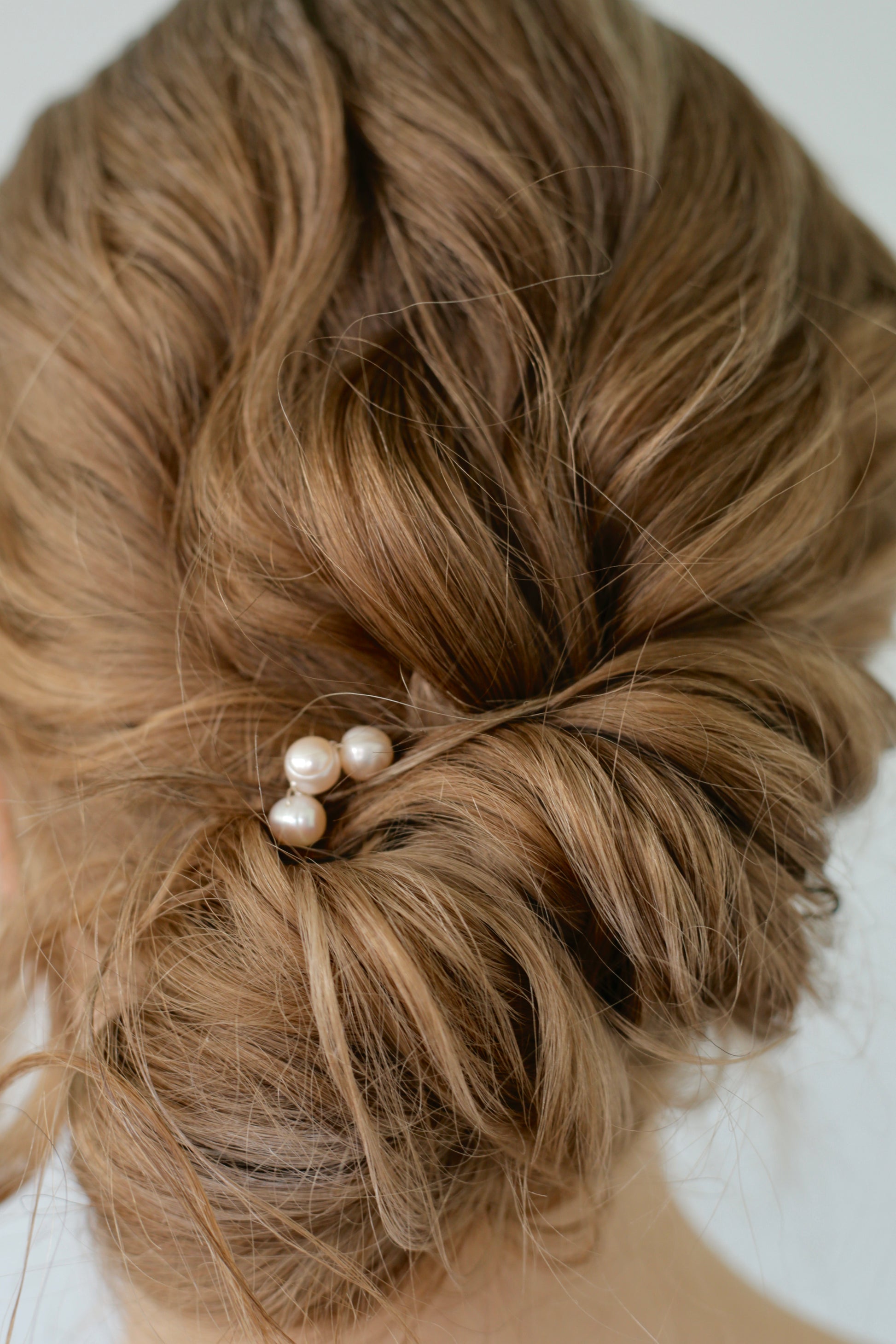 wedding hair accessories with freshwater pearls