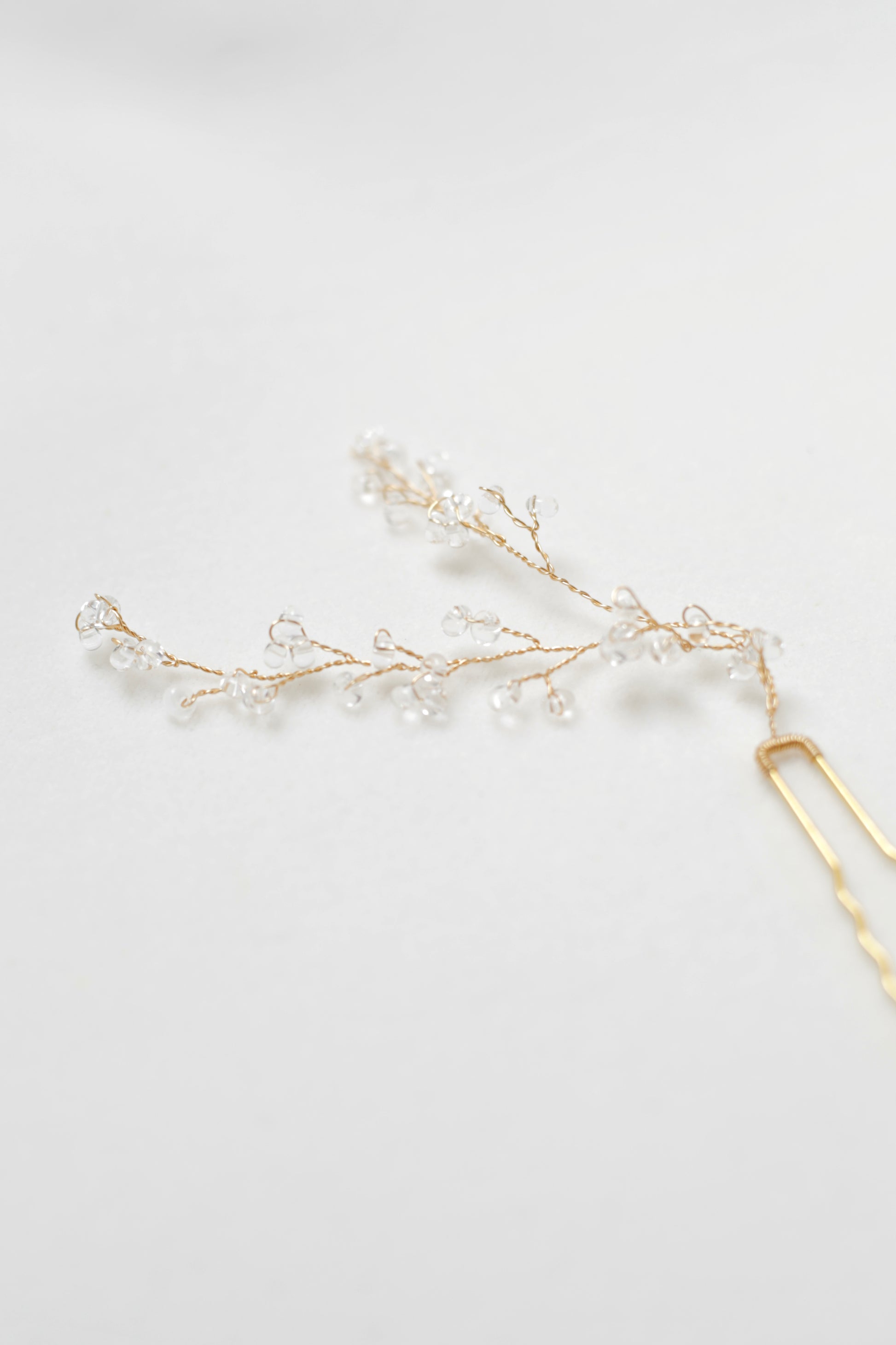 Bridal hair accessories shop