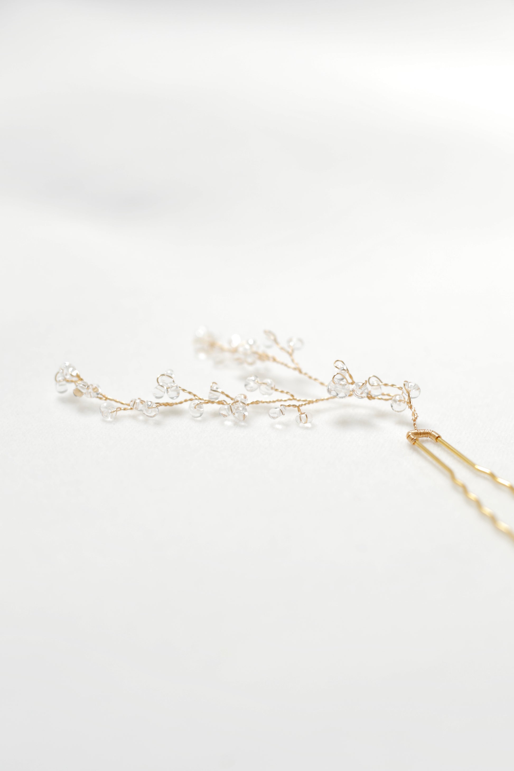 Wedding headpiece with clear beads