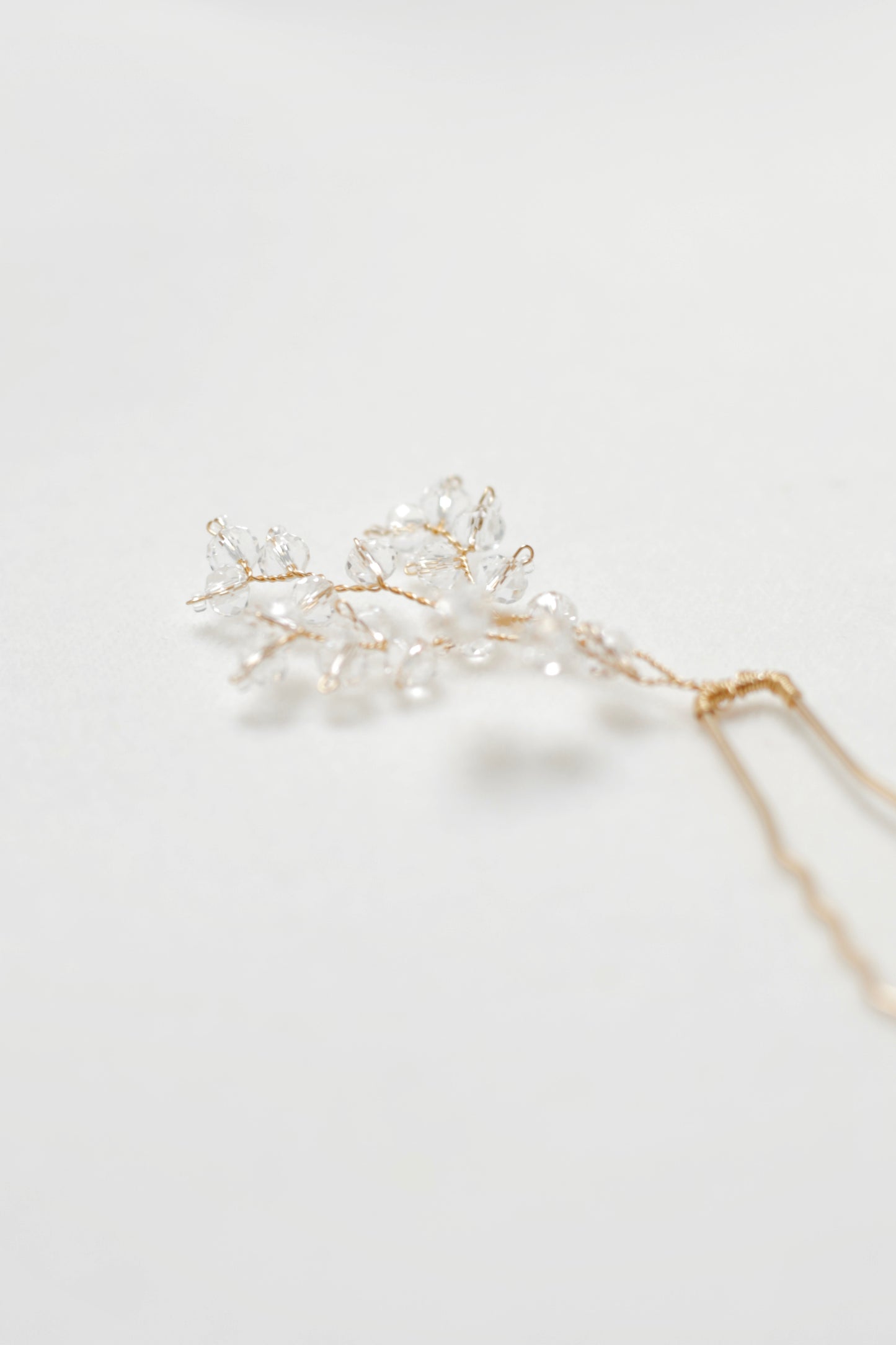 Wedding head piece for bridal hairstyle