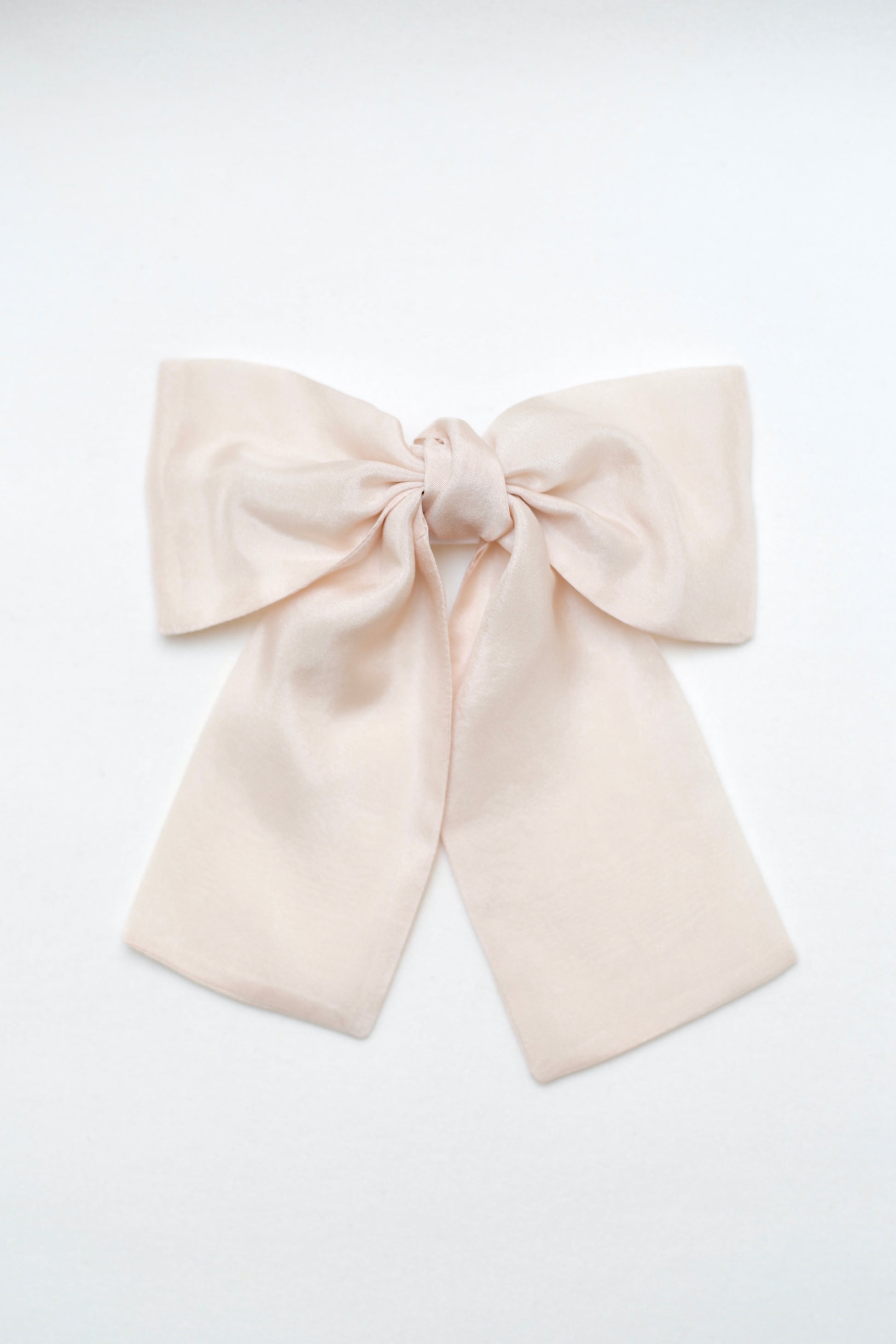 Hair bow for wedding hairstyle